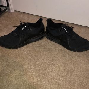 Men’s Nike sneakers